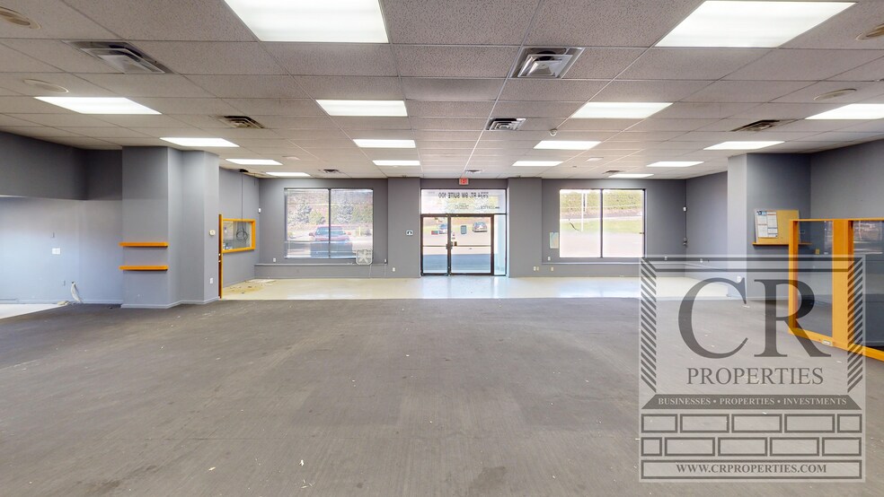 More Photos Of 2934 US Route 9W, New Windsor Township Auto Dealership For Sale