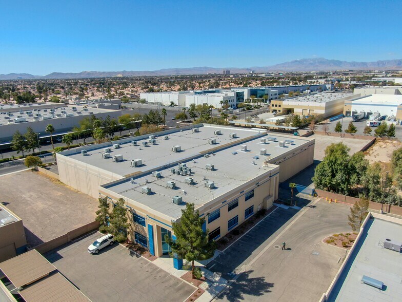 More Photos Of 6767 Spencer St, Las Vegas Industrial For Sale