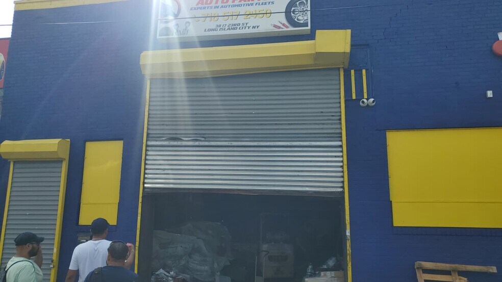 Primary Photo Of 3817 23rd St, Long Island City Warehouse For Lease