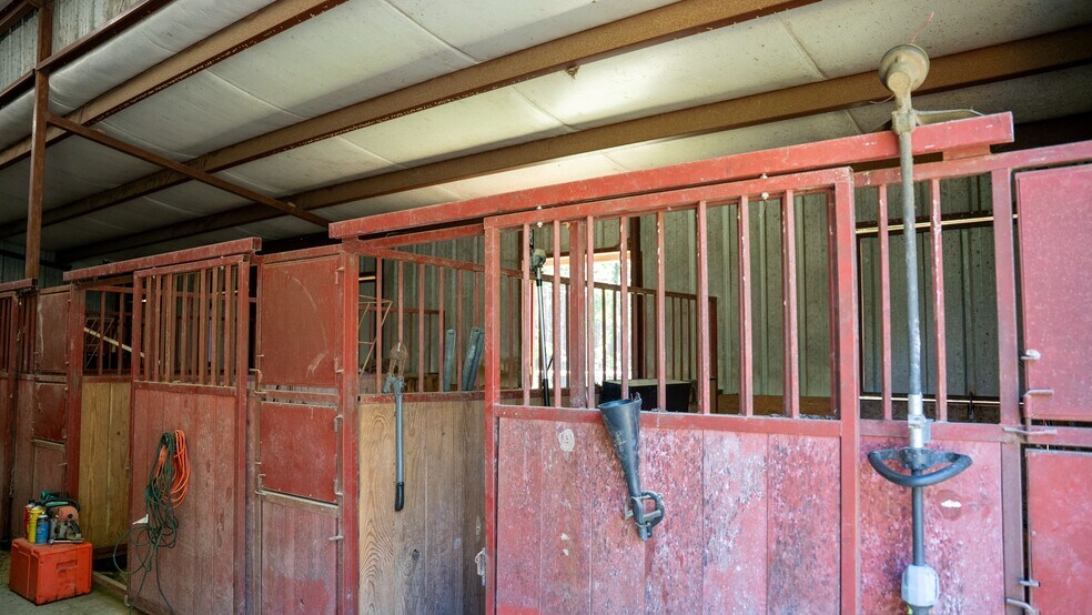 More Photos Of 17631 Farm Road 1159, Clarksville Land For Sale