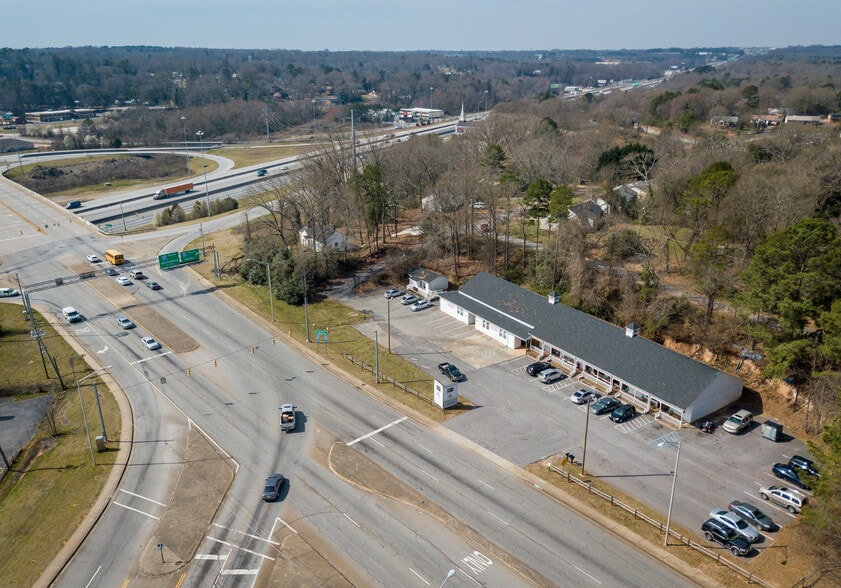 More Photos Of 3904-3914 Augusta Rd, Greenville General Retail For Sale