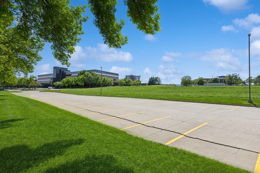 More Photos Of 5800 University Ave, West Des Moines Land For Sale