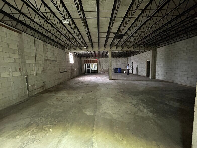 More Photos Of 1408 NE 4th Ave, Fort Lauderdale Freestanding For Sale