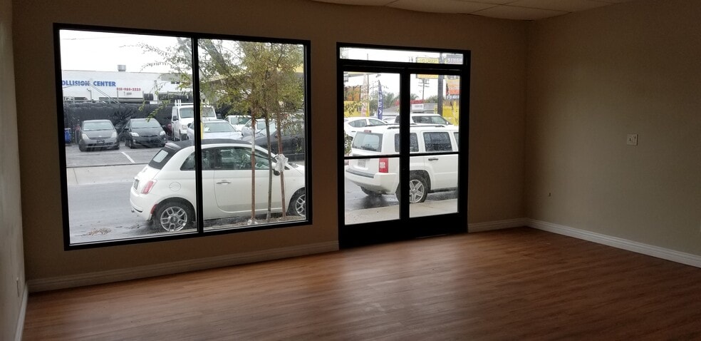 More Photos Of 6100-6108 Vineland Ave, North Hollywood Freestanding For Lease