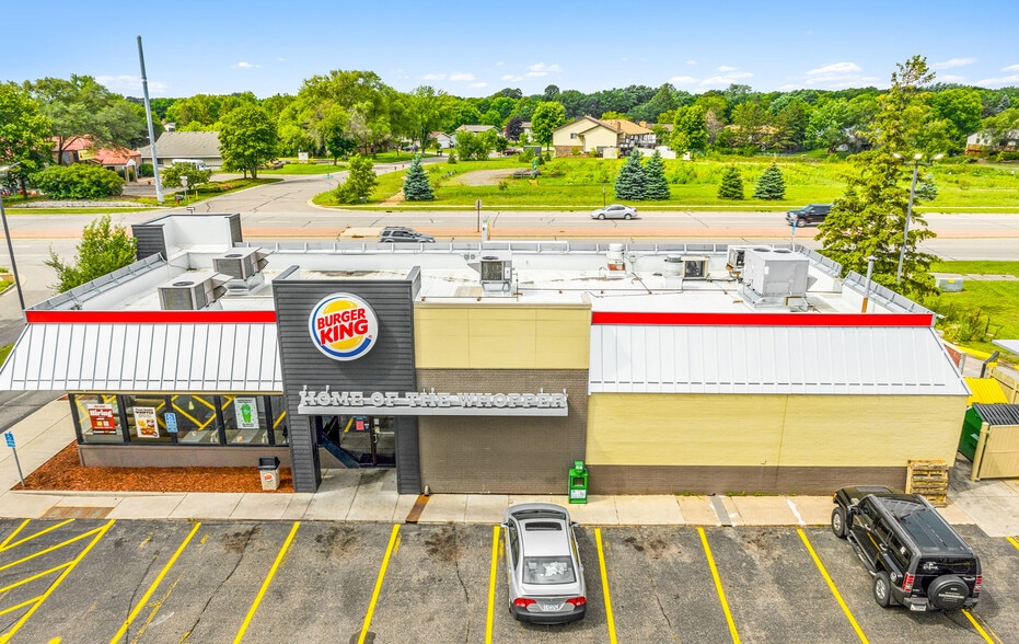 More Photos Of 10855 University Ave NE, Blaine Unknown For Lease