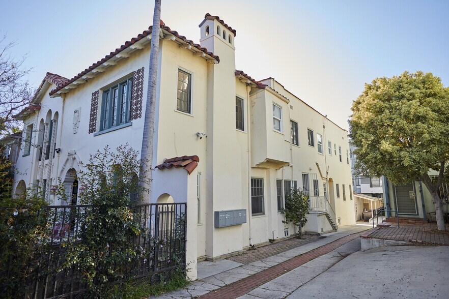 More Photos Of 1813-1817 Grace Ave, Los Angeles Apartments For Sale