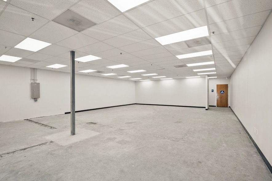 More Photos Of 633 Veterans Blvd, Redwood City Flex For Lease