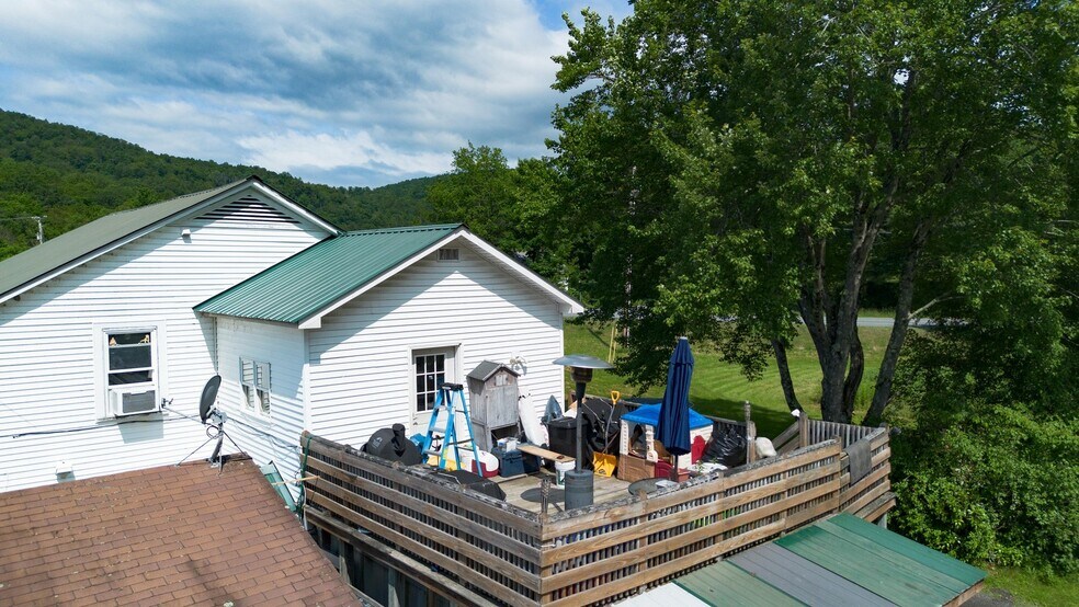 More Photos Of 32 Vt Route 10, Chester Restaurant For Sale