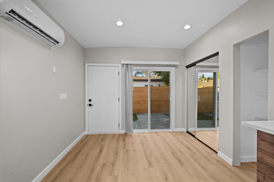 More Photos Of 1566 Reed Ave, San Diego Apartments For Sale