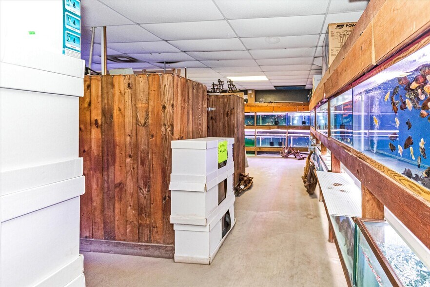 More Photos Of 10855 Highway 242, Conroe Freestanding For Sale