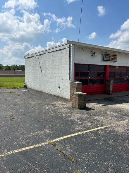 More Photos Of 501 E Trotwood Blvd, Trotwood Auto Repair For Sale