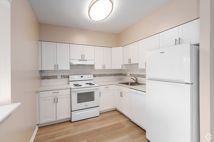 More Photos Of 1200 Lincoln Ave, Prospect Park Apartments For Lease
