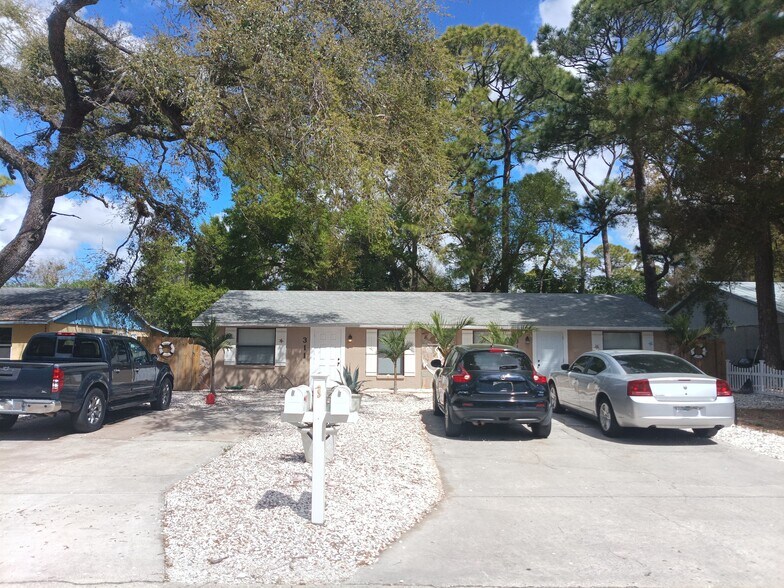More Photos Of 311 58th Ave E, Bradenton Apartments For Sale