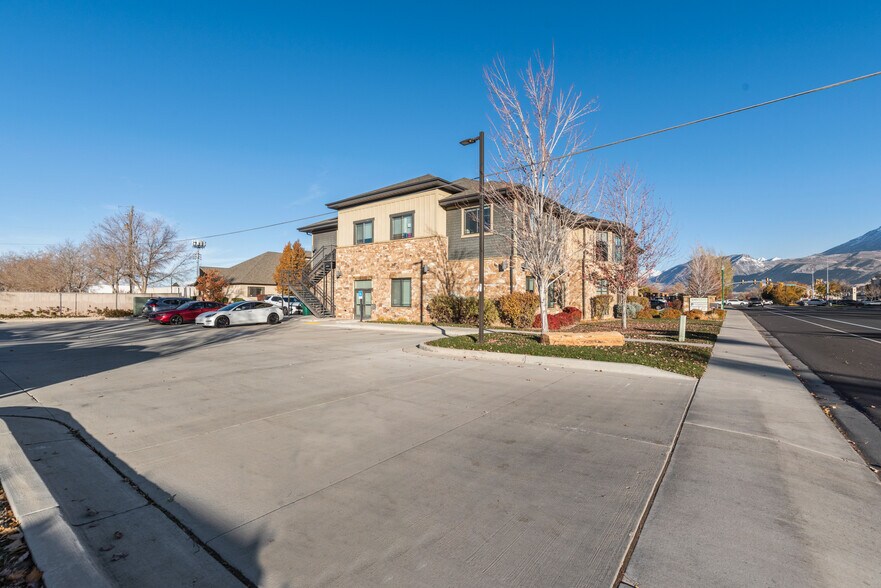More Photos Of 36 S 400 W, Orem Office For Lease