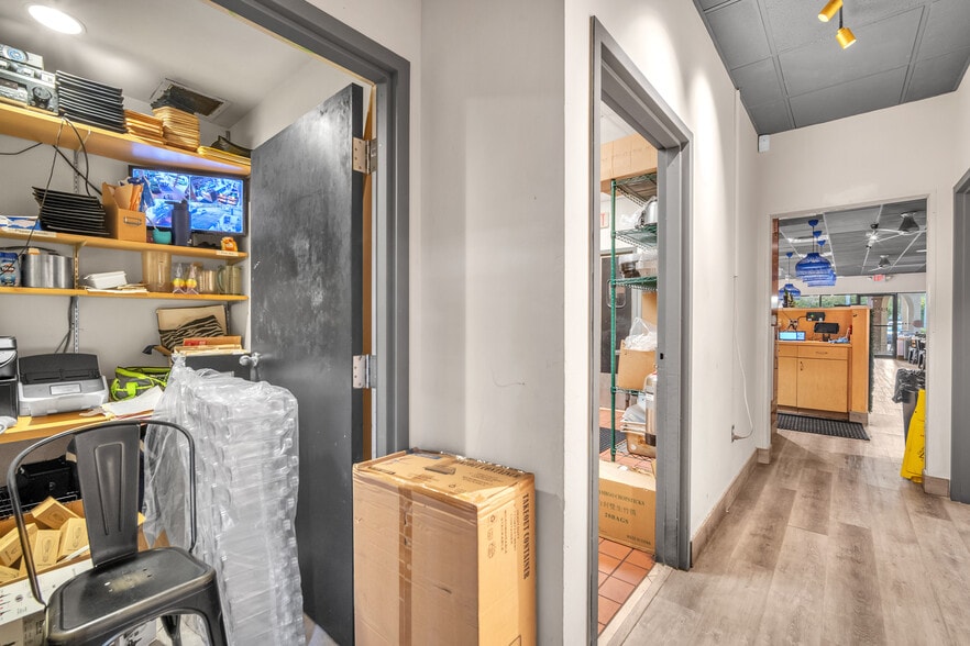 More Photos Of 21316 Saint Andrews Blvd, Boca Raton Restaurant For Sale