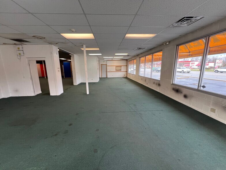 More Photos Of 1105 State Route 125, Amelia Freestanding For Lease