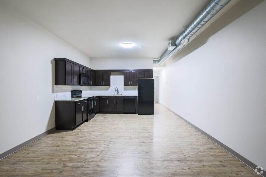 More Photos Of 429 W Central Ave, Wichita Apartments For Sale