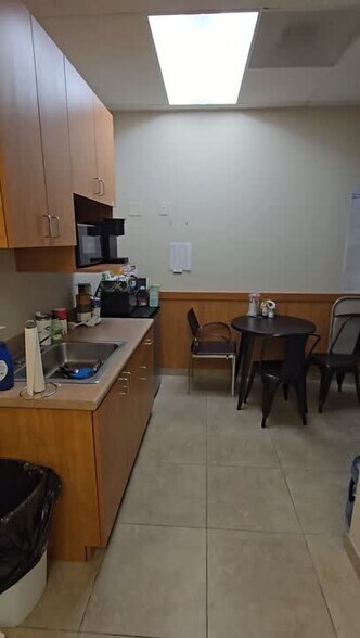 More Photos Of 6216 Brockton Ave, Riverside Office For Sale