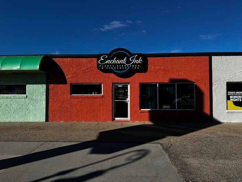 Primary Photo Of 2304-2320 S Locust St, Grand Island Storefront For Lease