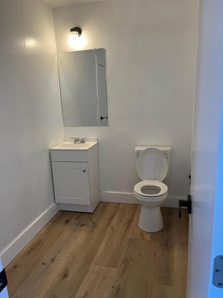 More Photos Of 7324 Madison St, Paramount Warehouse For Sale
