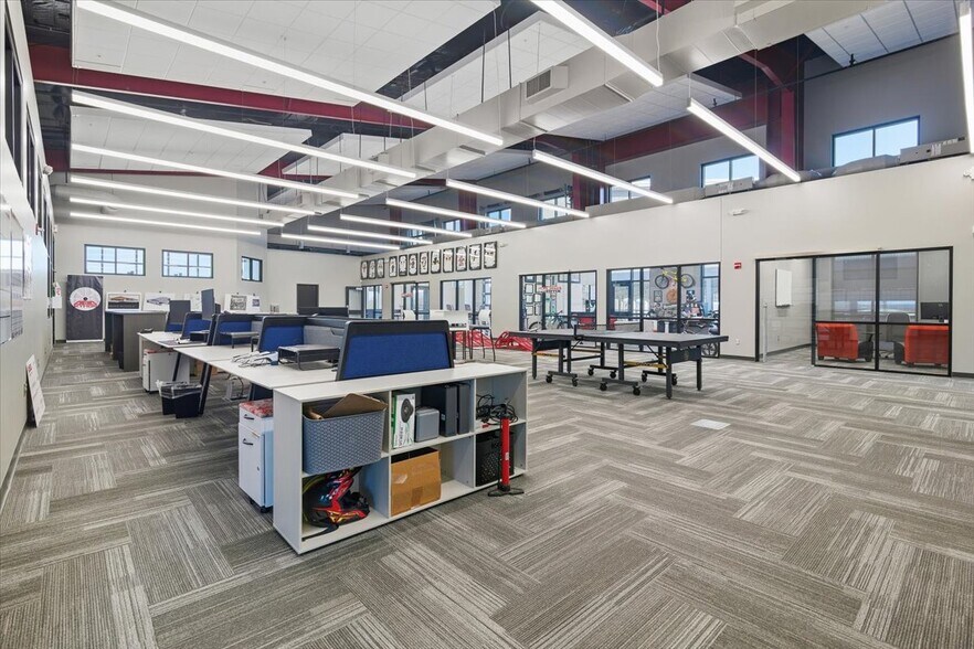 More Photos Of 490 N Lansing Ave, Tulsa Sports And Entertainment For Lease