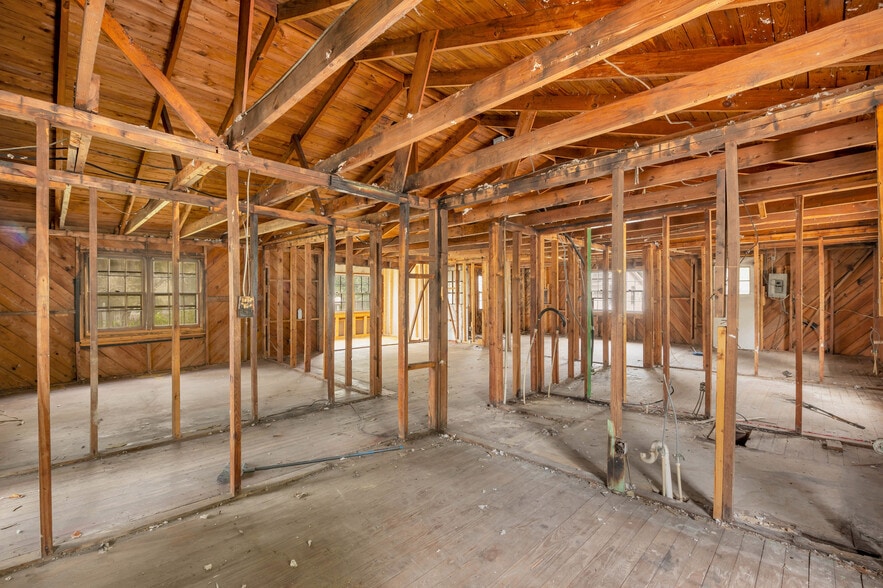 More Photos Of 100 Williams Love Grove Ch Rd, Hampstead Office For Sale