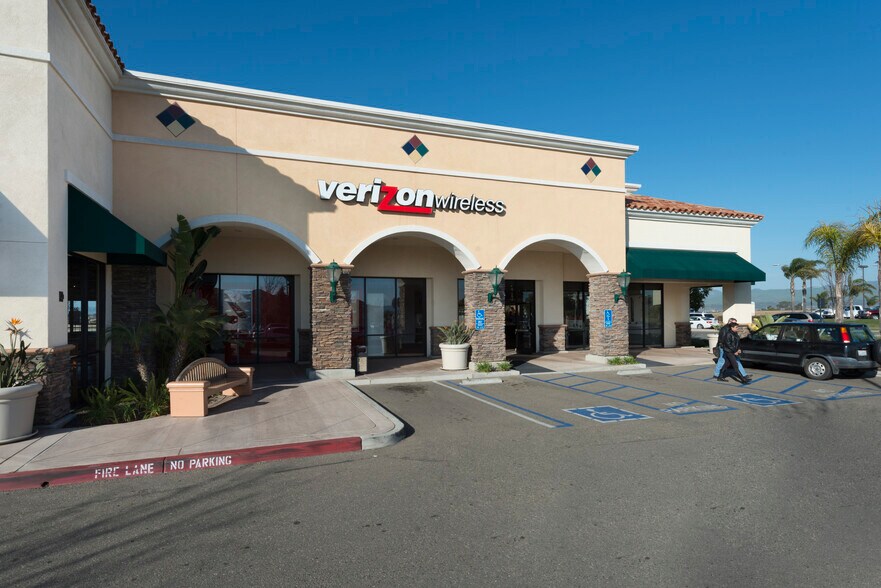 530 E Betteravia Rd, Santa Maria, CA 93454 For Lease