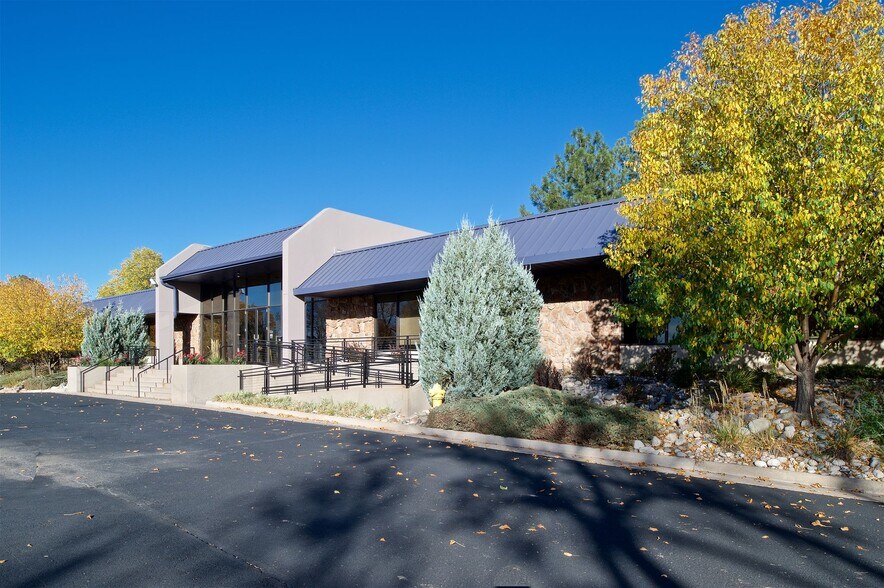 More Photos Of 12300 Grant St, Thornton Manufacturing For Sale