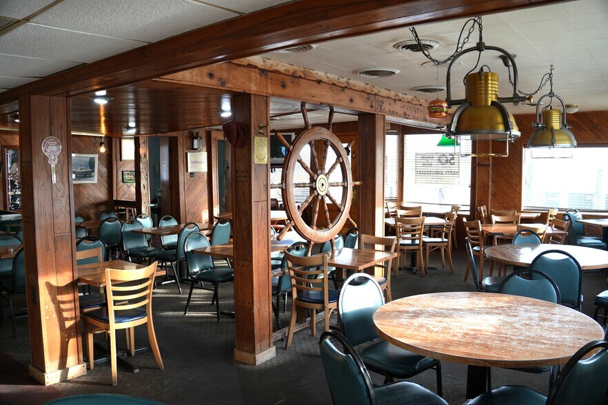 More Photos Of 7707 Dyke Rd, Fair Haven Sports And Entertainment For Sale