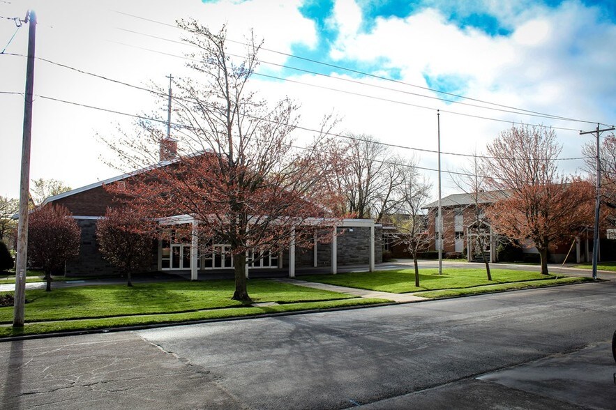 More Photos Of 306 W Main St, Malone Office For Sale