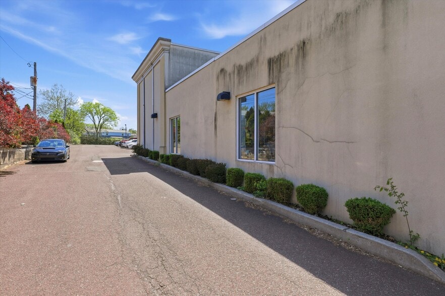 More Photos Of 611 S Broad St, Lansdale Health Club For Sale