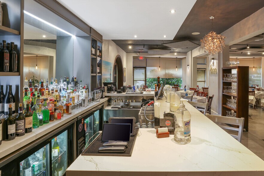 More Photos Of 4019 S Le Jeune Rd, Coral Gables Restaurant For Sale