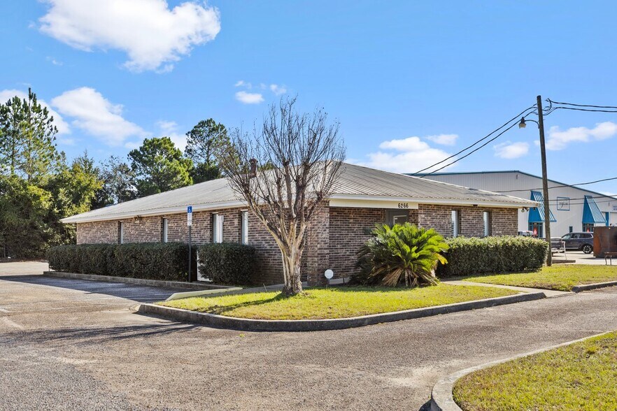 More Photos Of 6266 W St, Pensacola Office For Sale