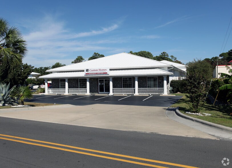 More Photos Of 1204 N Lake Park Blvd, Carolina Beach Light Distribution For Sale