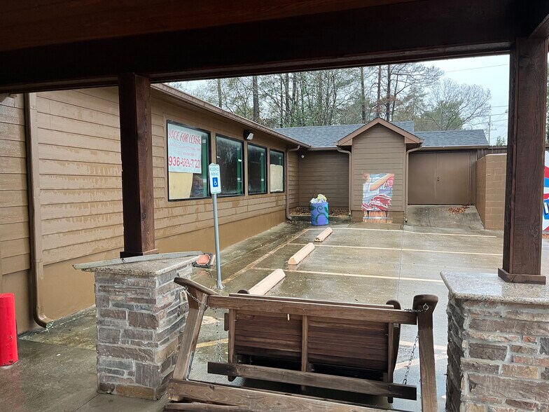 More Photos Of 19293 Keenan Cut Off Rd, Montgomery General Retail For Sale