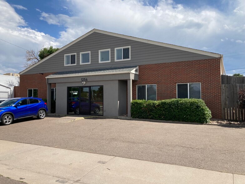Primary Photo Of 1254-1256 W Cedar Ave, Denver Showroom For Lease