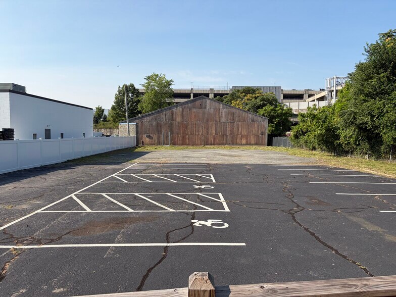 More Photos Of 84-86 Kilvert St, Warwick Restaurant For Sale