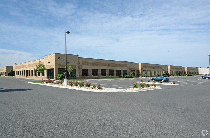 More Photos Of 5715 W Old Shakopee Rd, Bloomington Research And Development For Lease