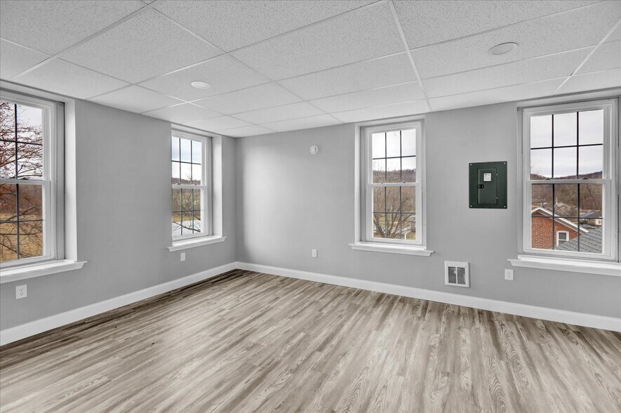 More Photos Of 2693 W Philadelphia Ave, Oley Multifamily For Sale