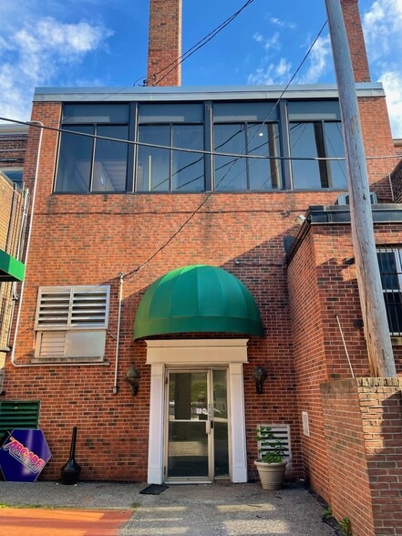 More Photos Of 14810-14824 Detroit Ave, Lakewood Office For Sale