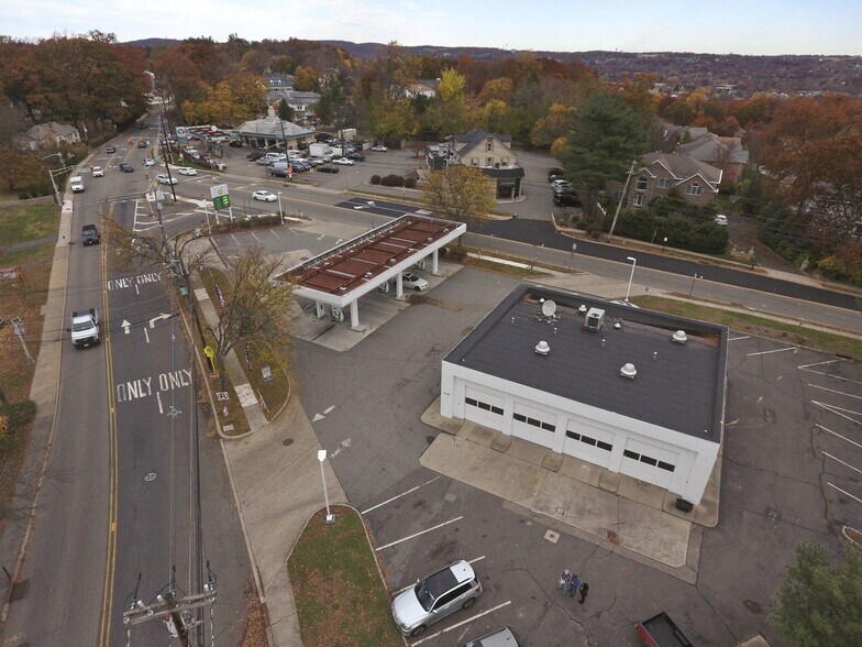 More Photos Of 536 Alps Rd, Wayne Service Station For Sale