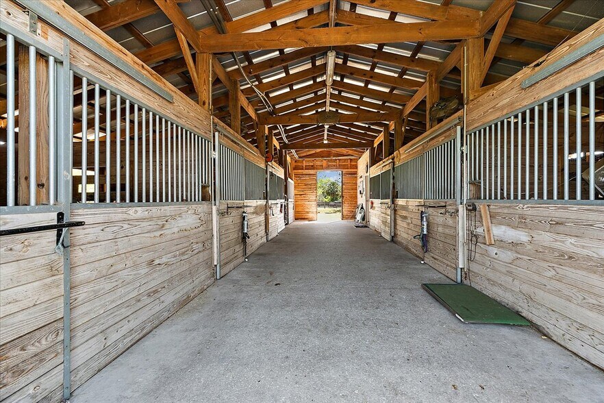 More Photos Of 411 Ranch Rd, Town Of Nocatee Horse Stables For Sale