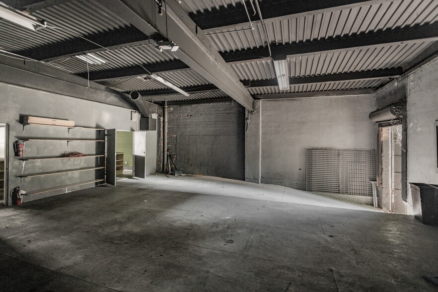 More Photos Of 5415 W Vernor Hwy, Detroit Storefront Retail Residential For Lease