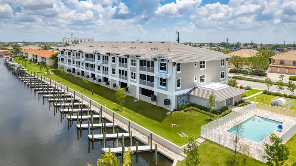 More Photos Of 5126 Coronado Pky, Cape Coral Apartments For Sale