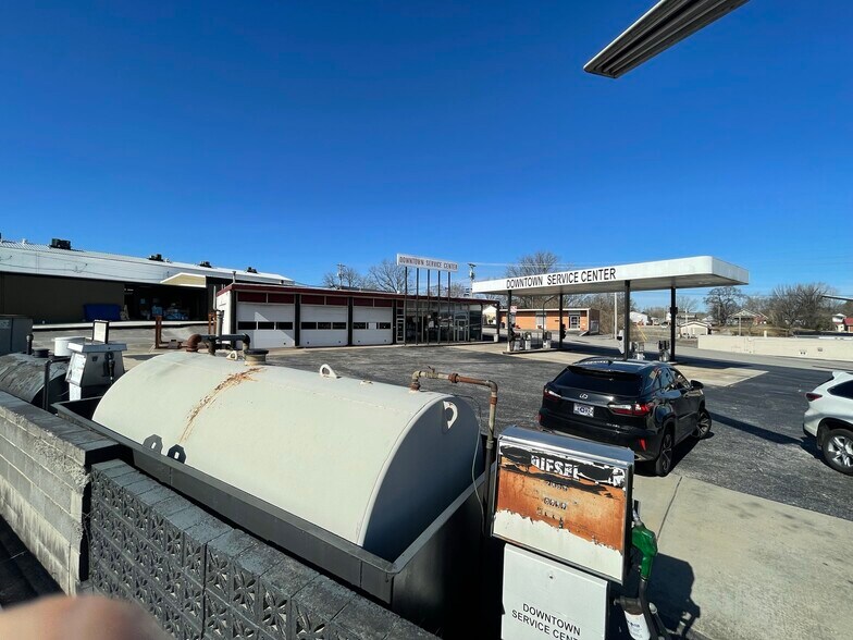 More Photos Of 203 Sparta St, McMinnville Service Station For Sale