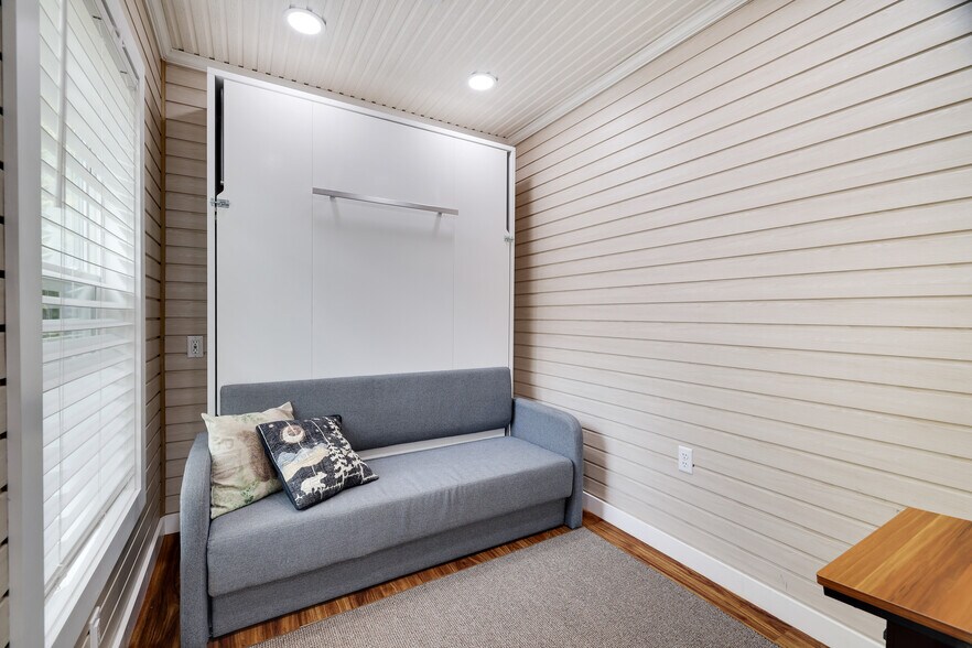 More Photos Of 2624 State Route 534, Albrightsville Hotel For Sale