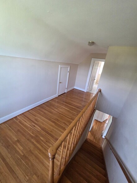 More Photos Of 5335 Airport Rd NW, Roanoke Storefront Retail Office For Lease