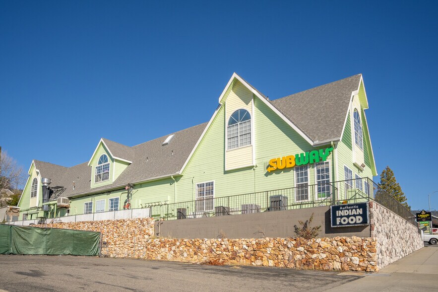 Primary Photo Of 40278 Road 425A, Oakhurst Restaurant For Sale