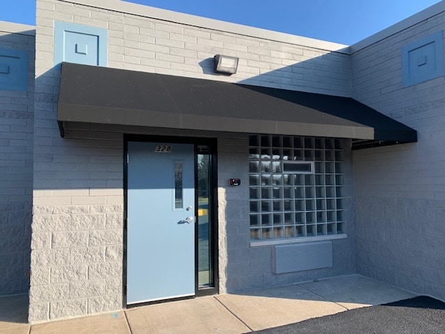 More Photos Of 328 Barney Dr, Joliet Self Storage For Sale