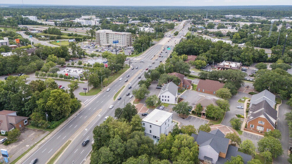 More Photos Of 3375 Capital Cir NE, Tallahassee Office For Lease